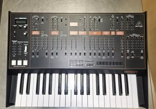 Behringer - ODYSSEY-BEH 2